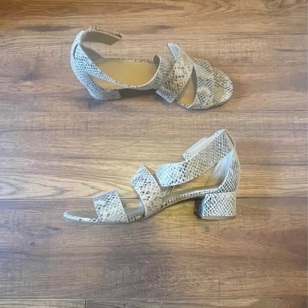 Naturalizer Snakeskin Patterned Sandals